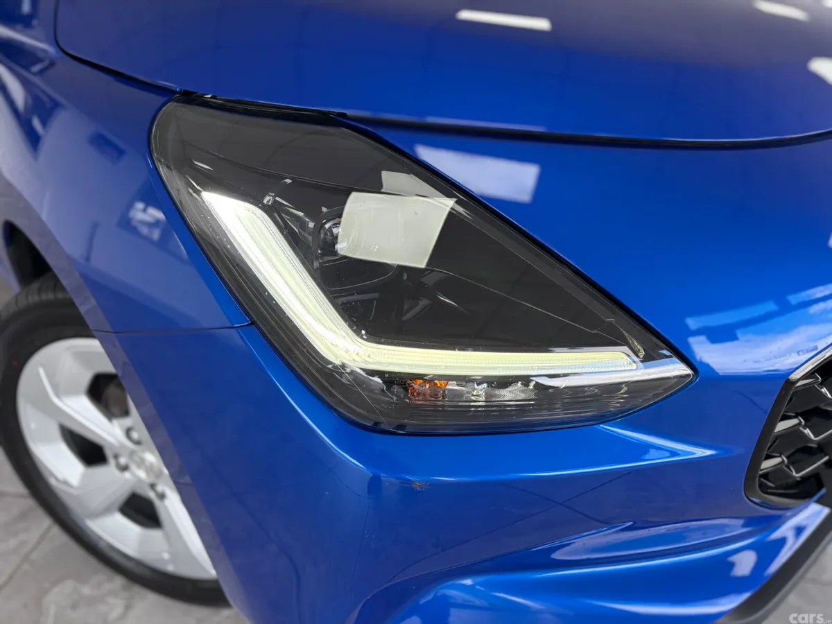 Suzuki Swift Hatchback, Petrol Hybrid, 2024, Blue