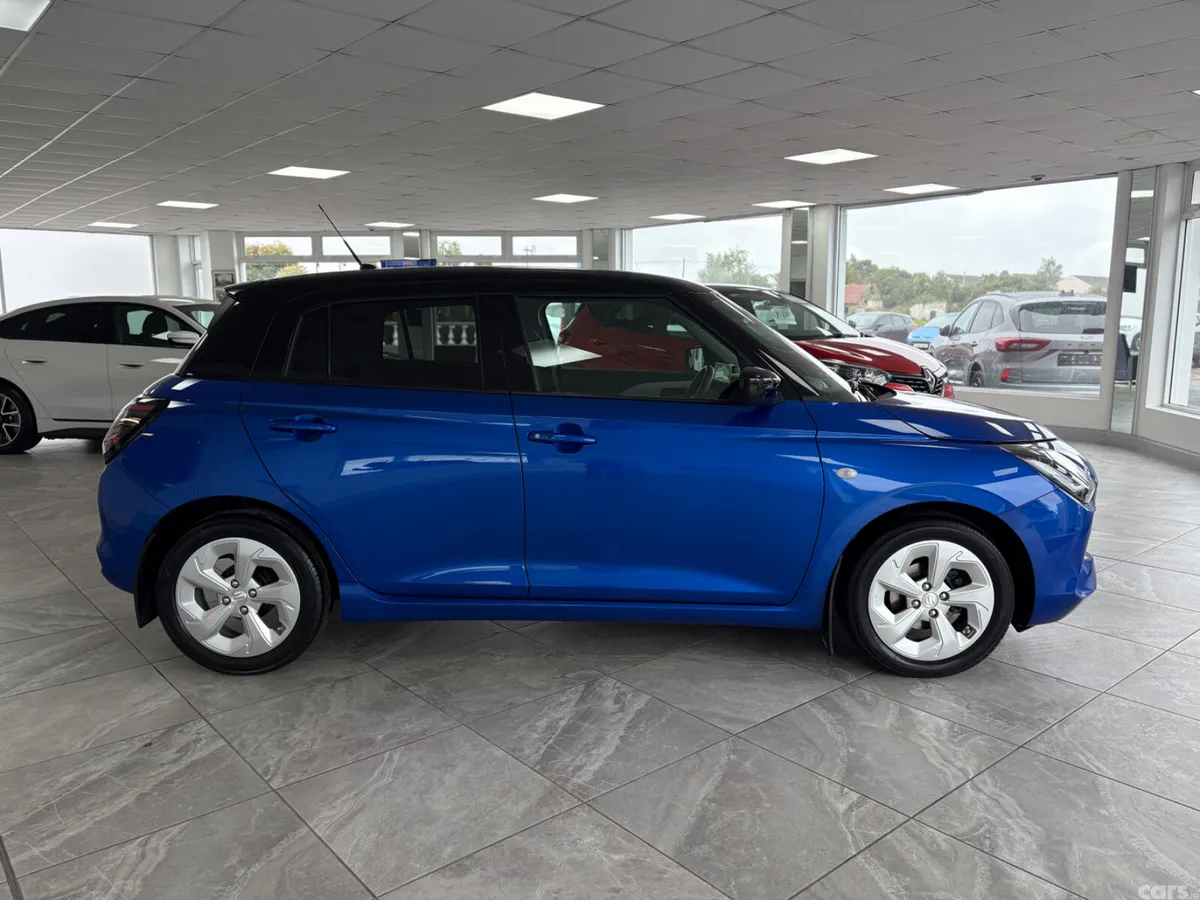 Suzuki Swift Hatchback, Petrol Hybrid, 2024, Blue