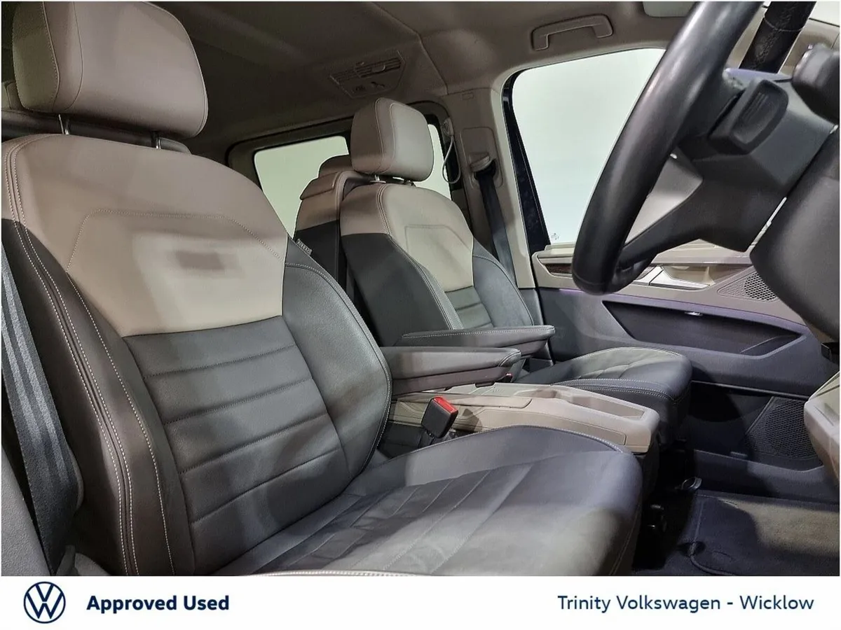 Volkswagen Multivan MPV, Petrol Plug-in Hybrid, 2025, Black