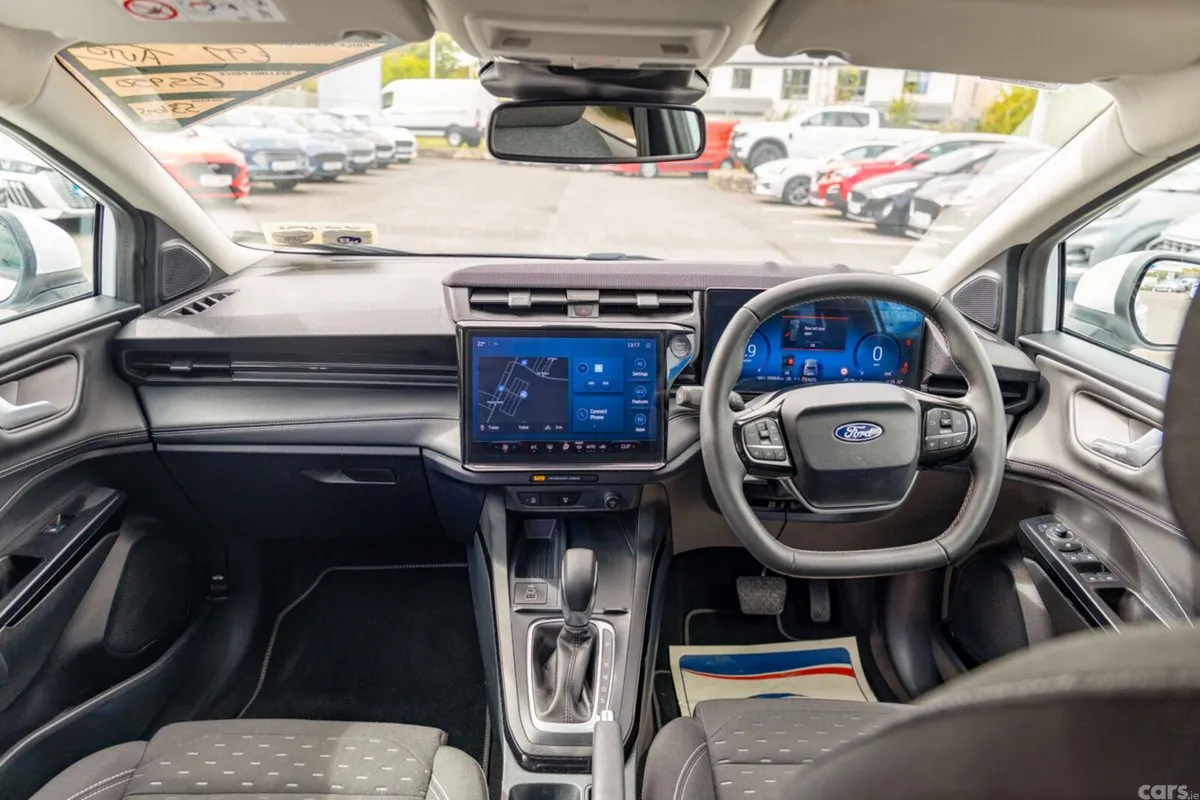 Ford Puma MPV, Petrol Hybrid, 2024, White
