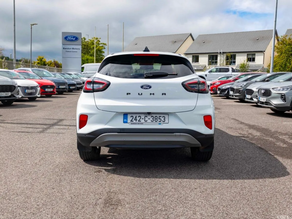 Ford Puma MPV, Petrol Hybrid, 2024, White