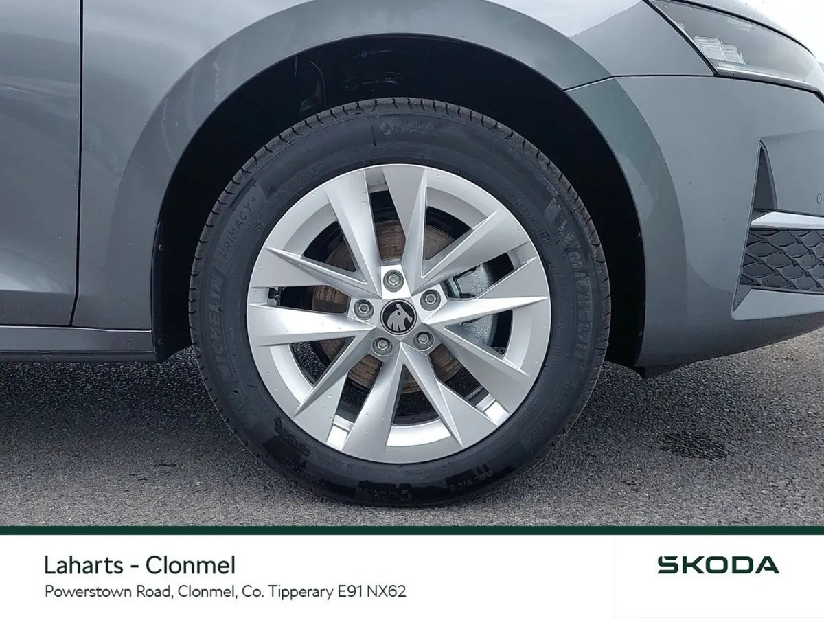 Skoda Octavia Saloon, Diesel, 2026, Grey