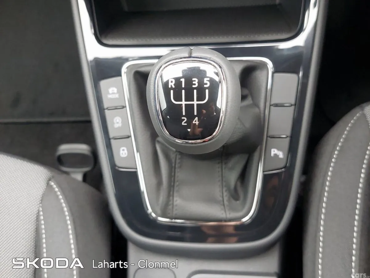 Skoda Fabia Hatchback, Petrol, 2026, Black