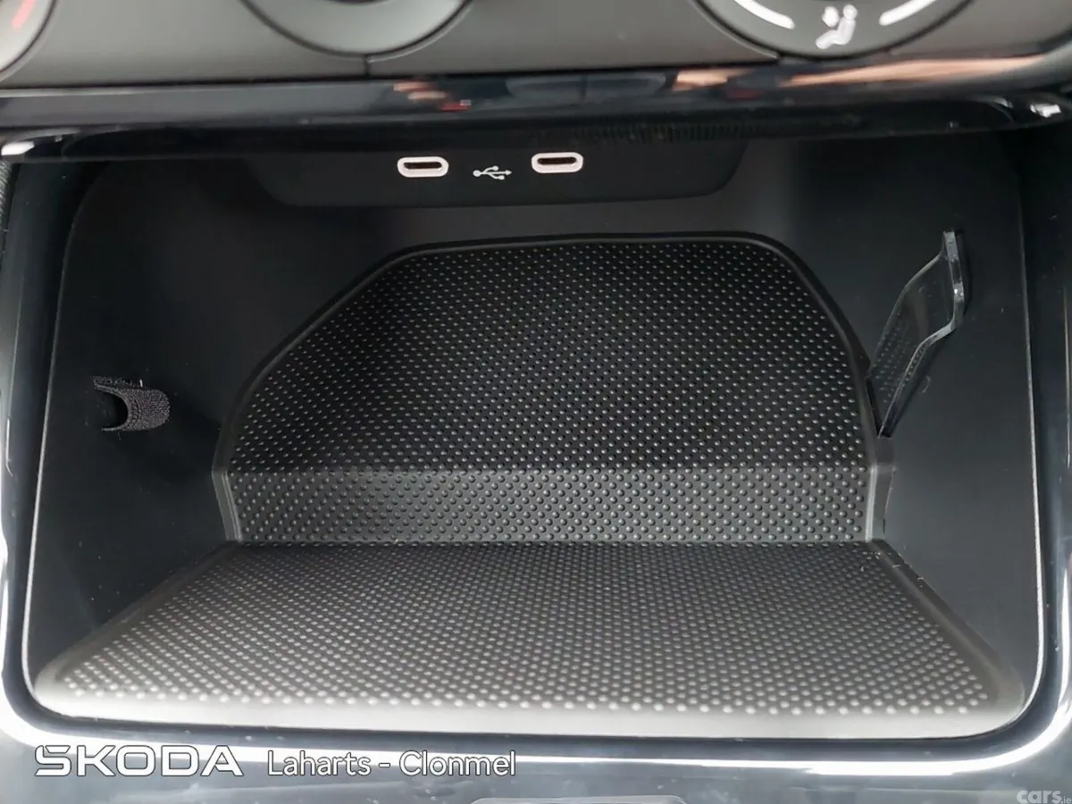Skoda Fabia Hatchback, Petrol, 2026, Black