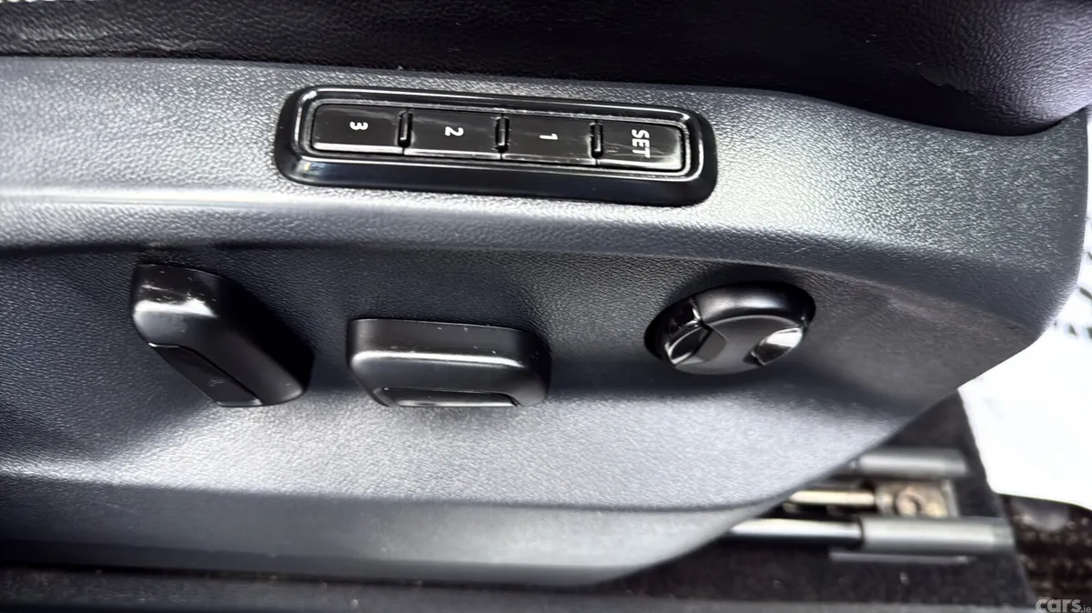 Volkswagen Tiguan SUV, Diesel, 2018, Black