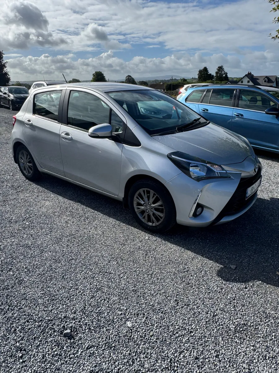 Toyota Yaris MPV, Petrol, 2019, Grey