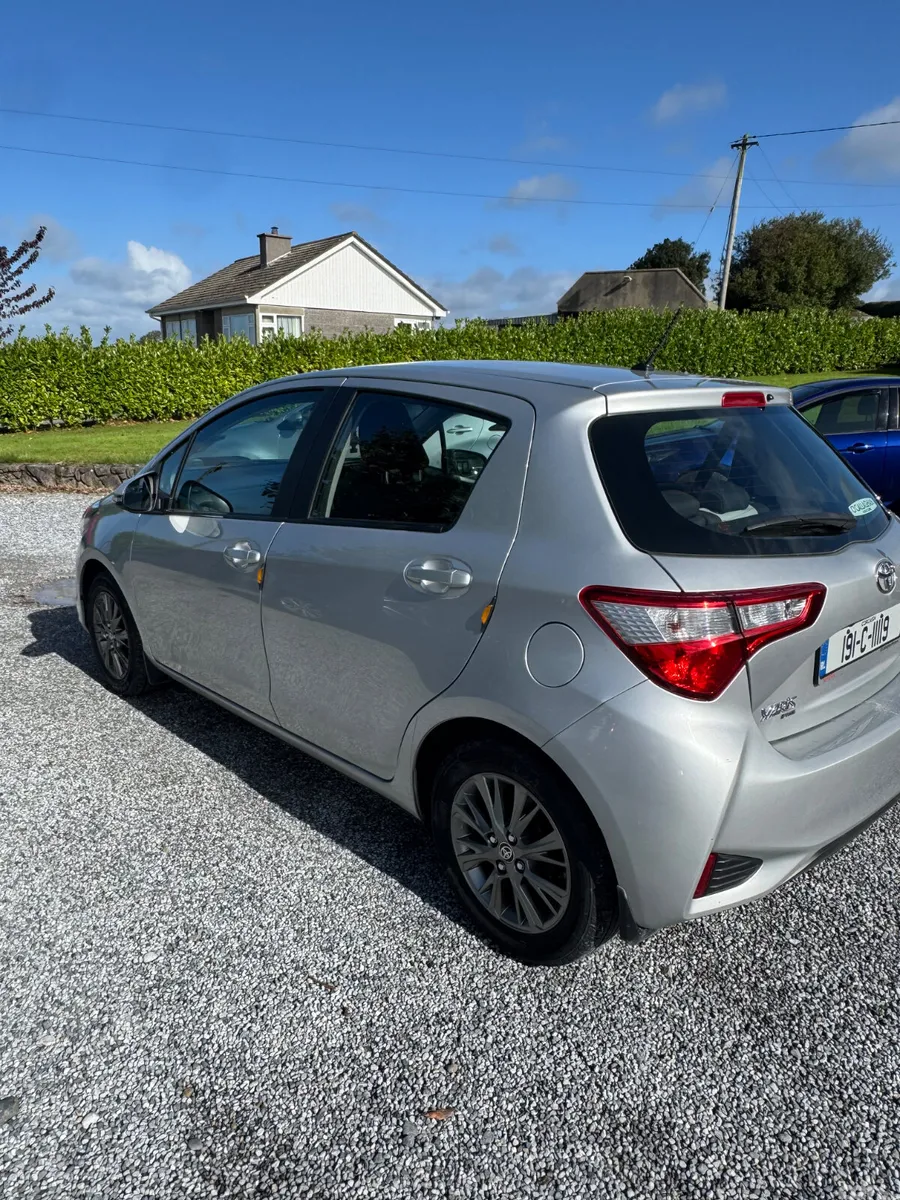 Toyota Yaris MPV, Petrol, 2019, Grey
