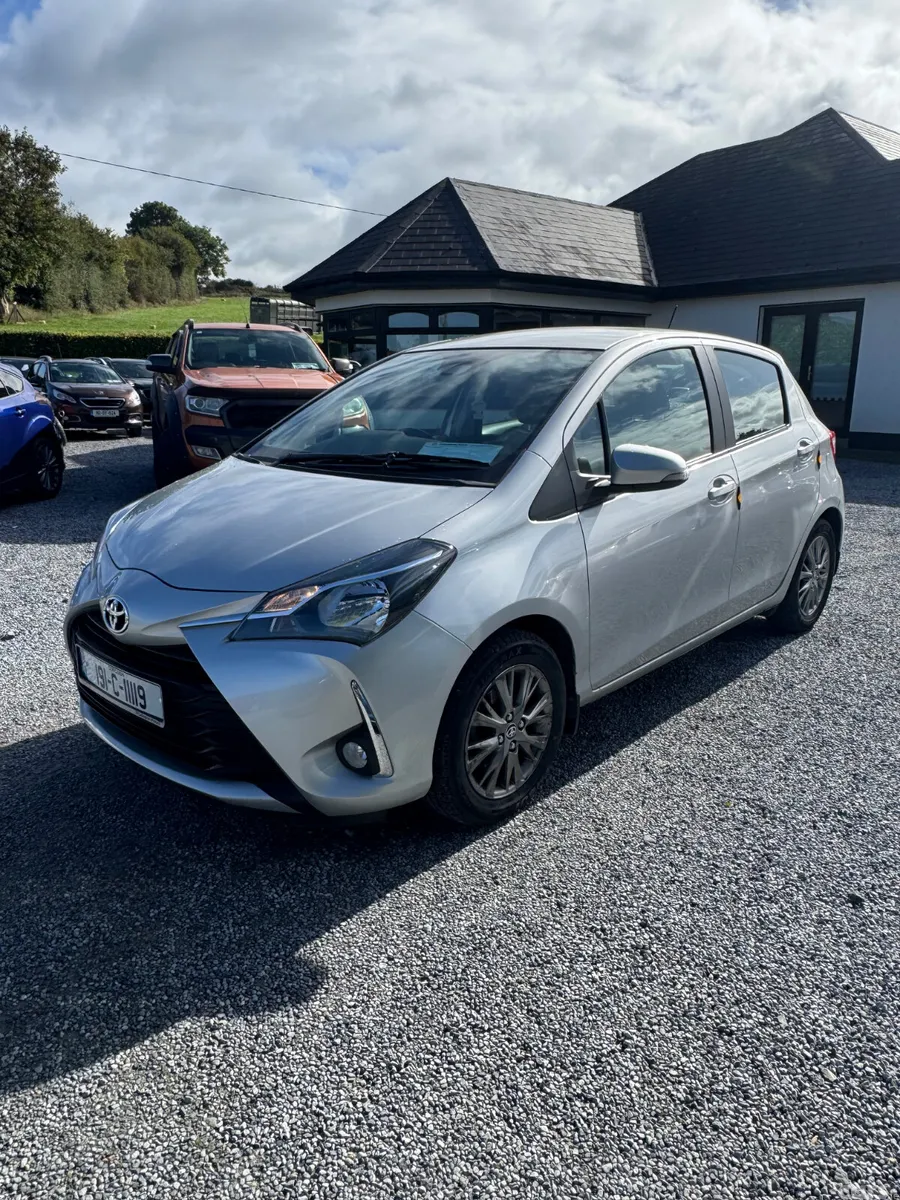 Toyota Yaris MPV, Petrol, 2019, Grey