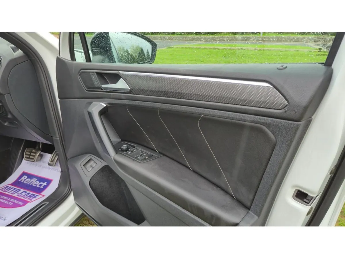 Volkswagen Tiguan SUV, Petrol Plug-in Hybrid, 2024, White