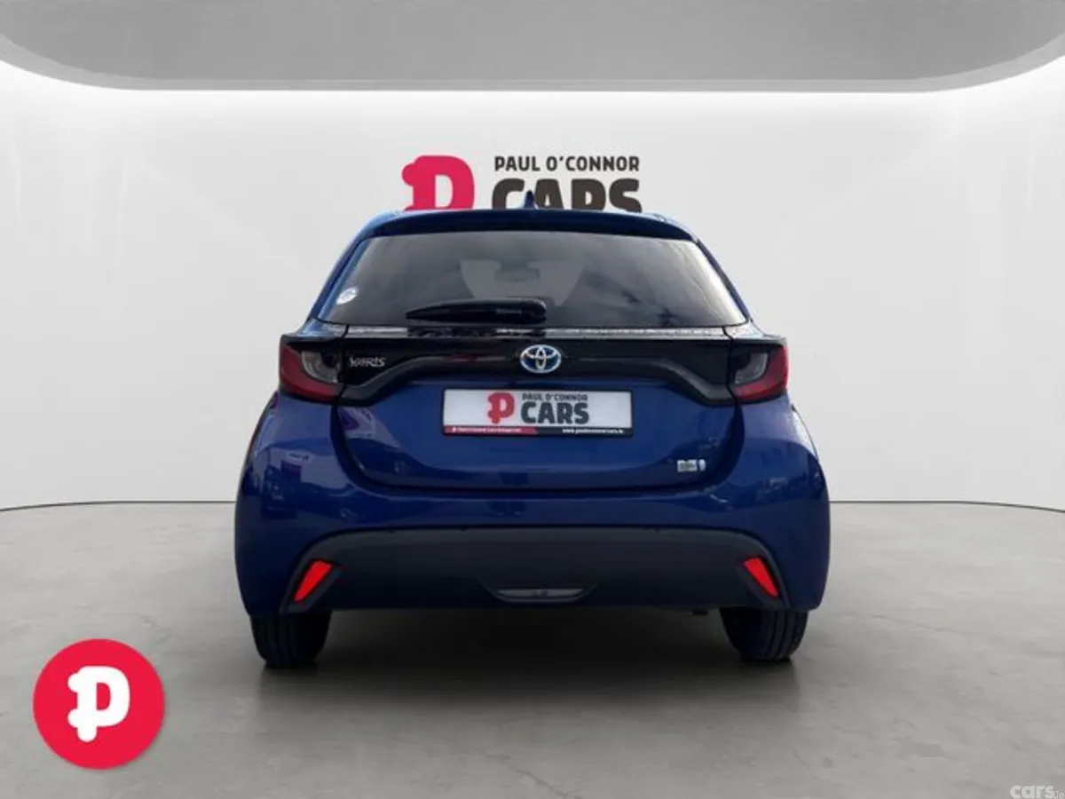 Toyota Yaris Hatchback, Petrol Hybrid, 2022, Blue