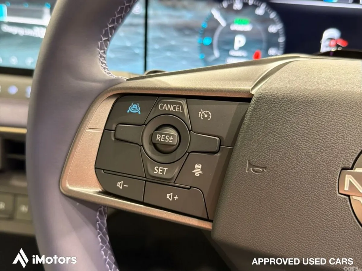 Nissan Leaf SUV, Electric, 2027, Red