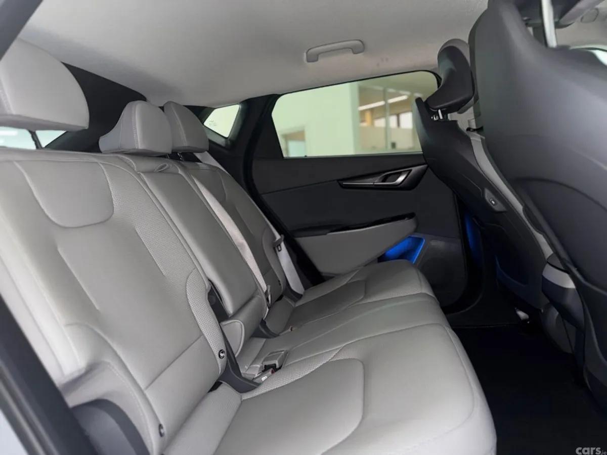 Kia EV6 MPV, Electric, 2026, Grey
