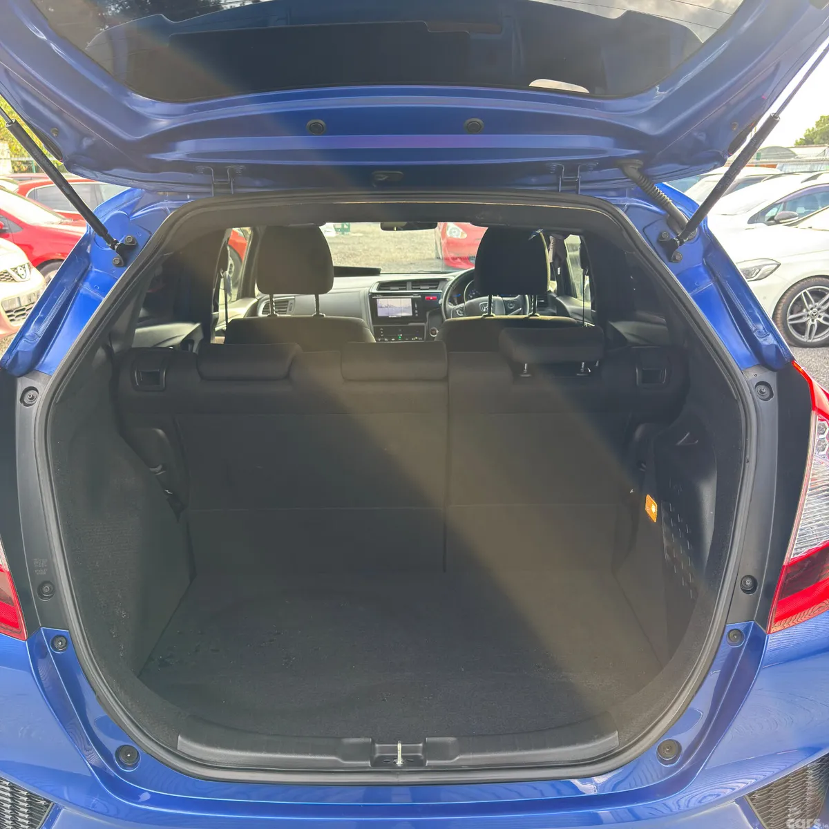 Honda Fit Hatchback, Petrol Hybrid, 2015, Blue