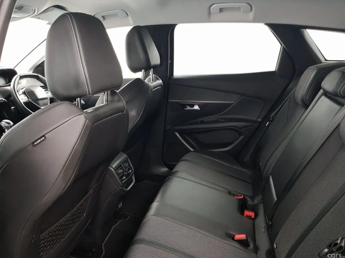Peugeot 3008 MPV, Petrol, 2021, Grey