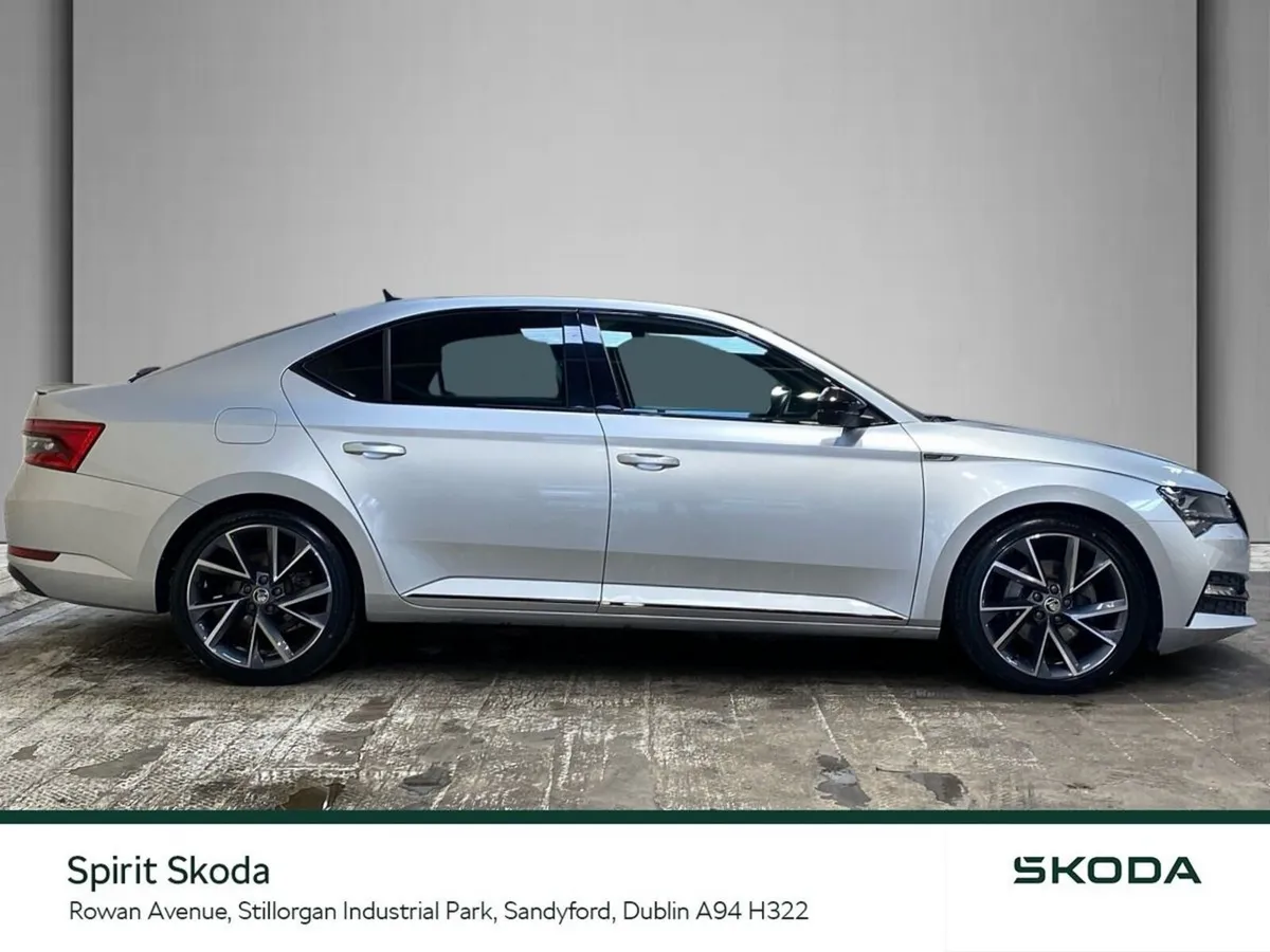 Skoda Superb Saloon, Diesel, 2021, Silver