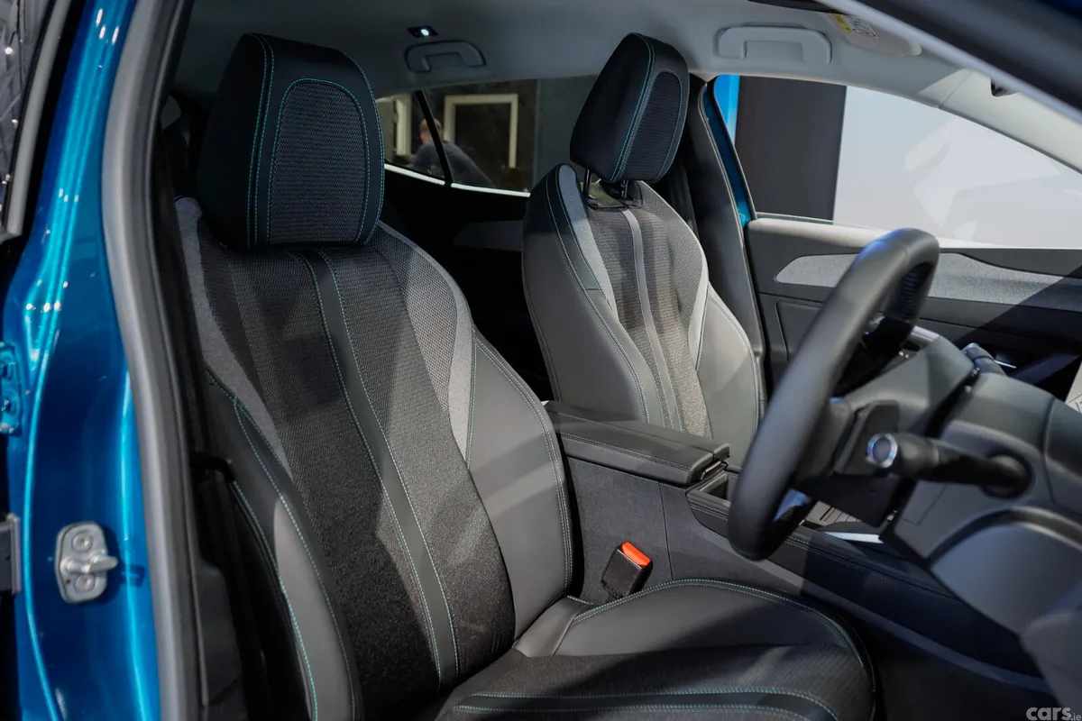 Peugeot 408 Hatchback, Petrol Hybrid, 2026, Blue