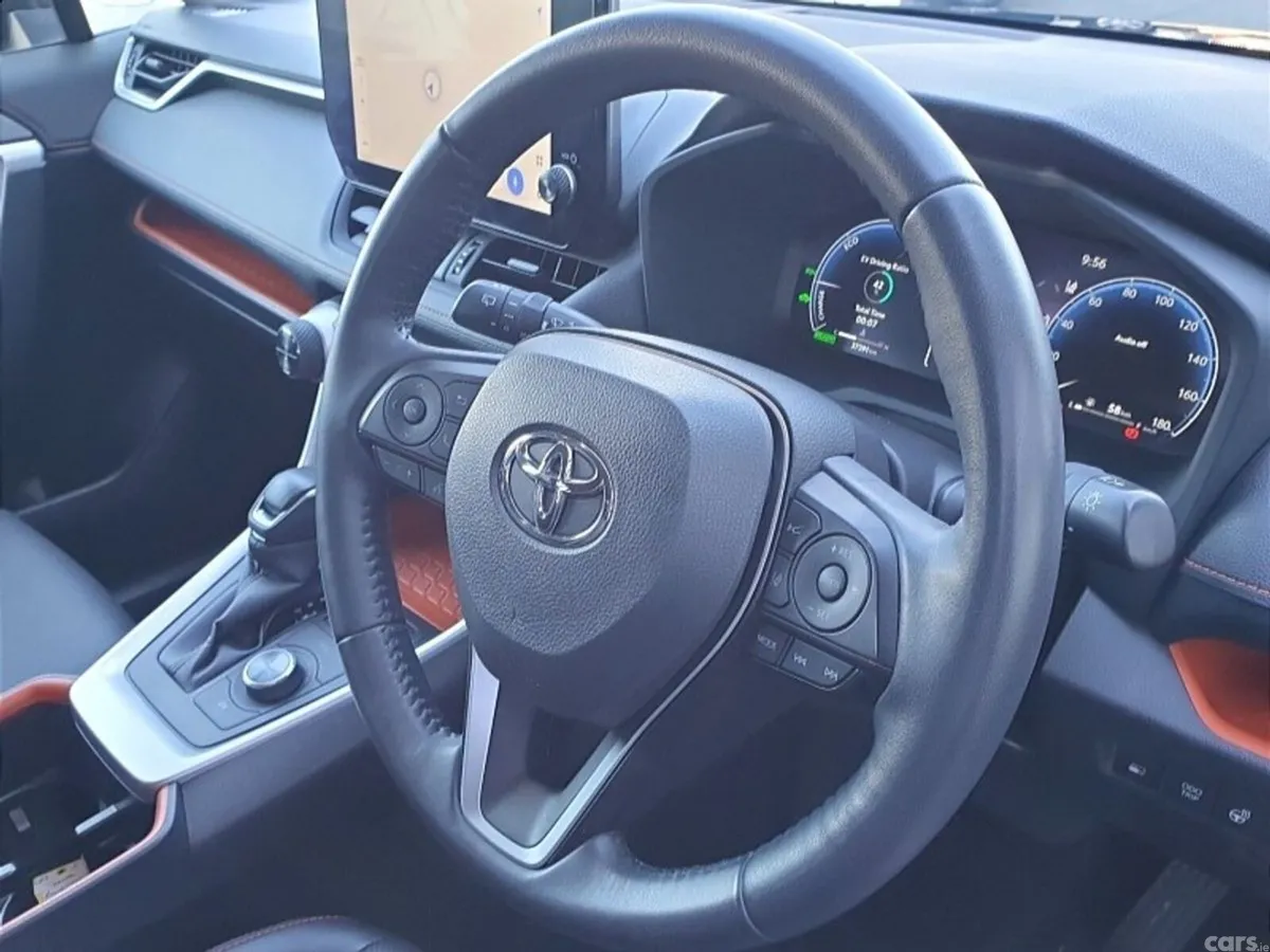 Toyota RAV4 SUV, Petrol Hybrid, 2023, Black