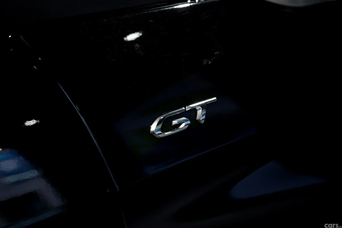 Peugeot 5008 MPV, Diesel, 2023, Black