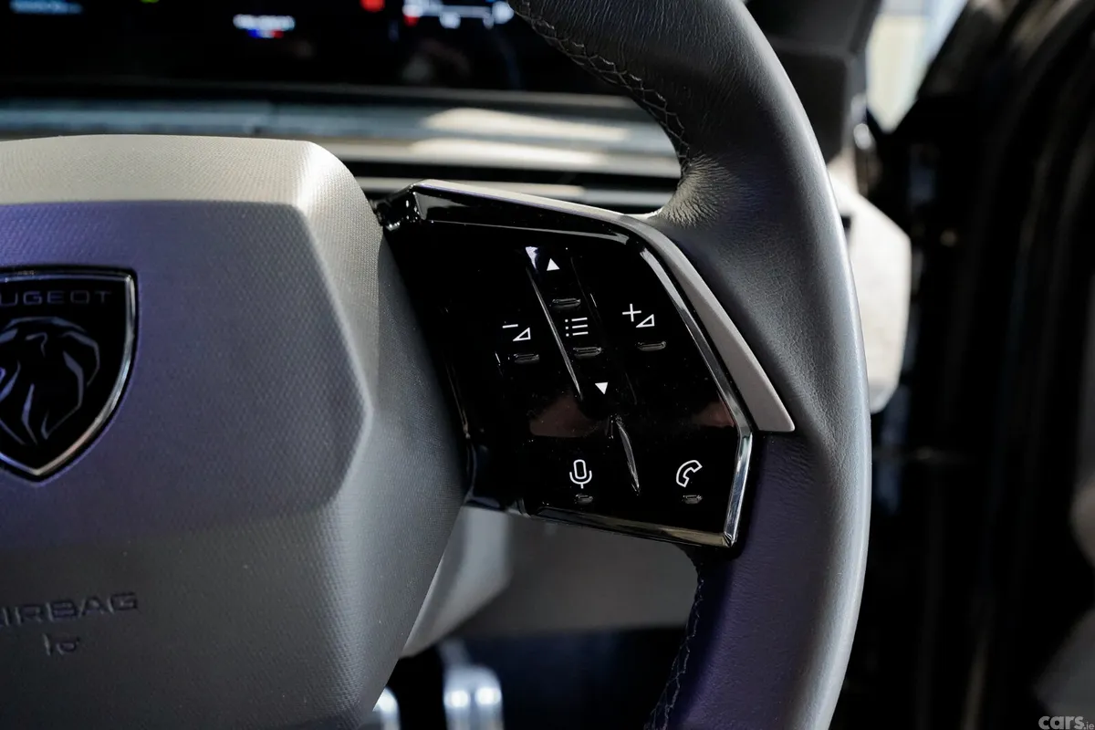 Peugeot 3008 MPV, Petrol Hybrid, 2026, Black