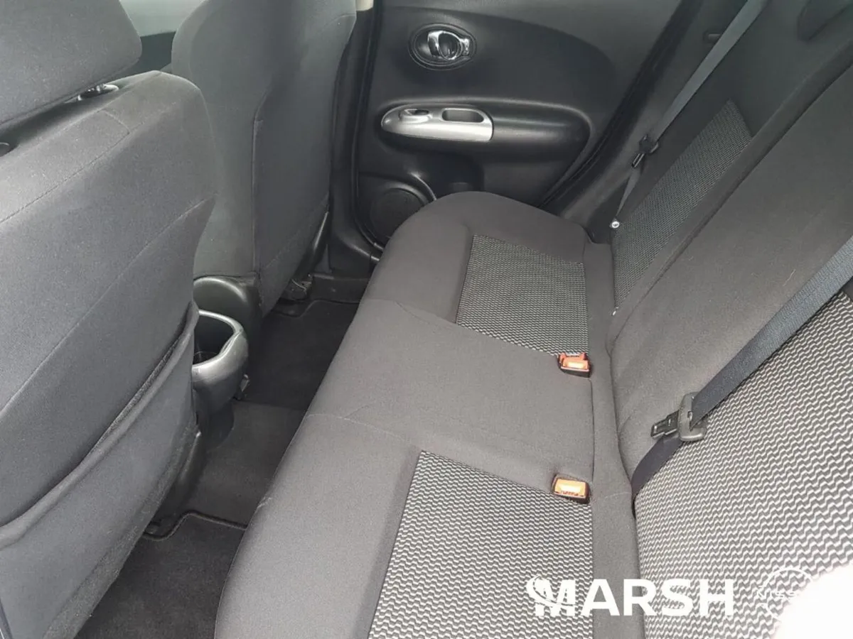 Nissan Juke SUV, Petrol, 2019, Silver