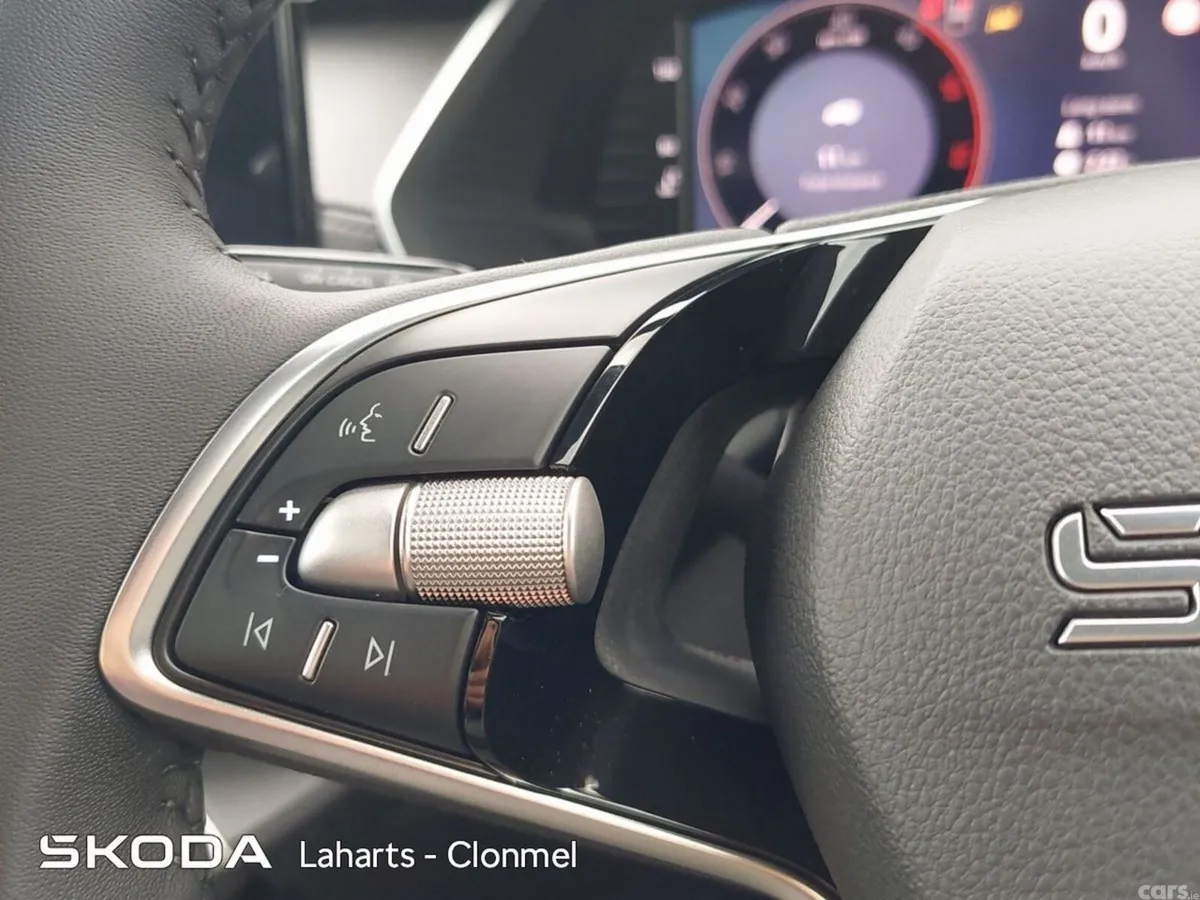Skoda Octavia Saloon, Diesel, 2026, Grey