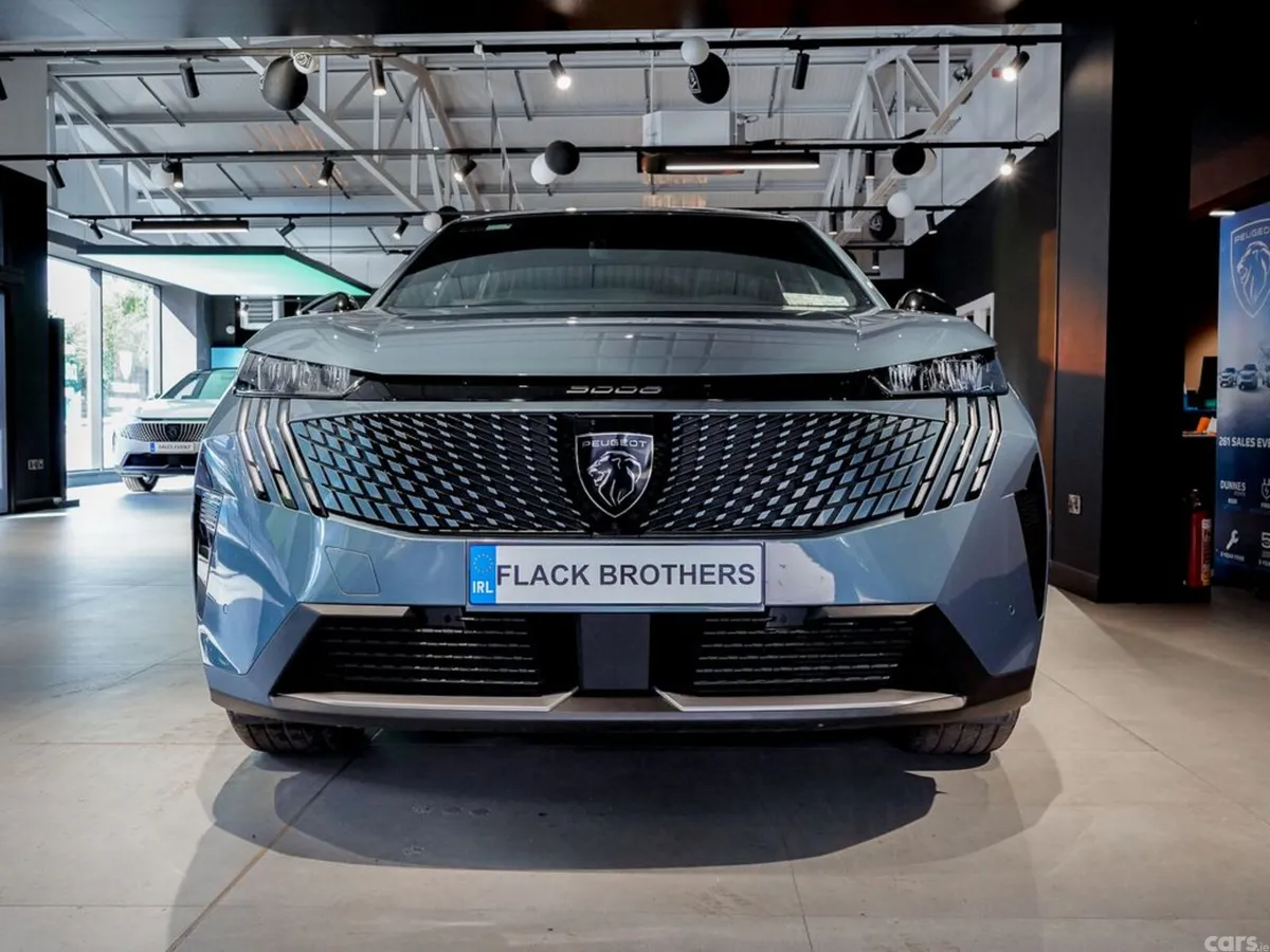 Peugeot 3008 MPV, Electric, 2025, Blue