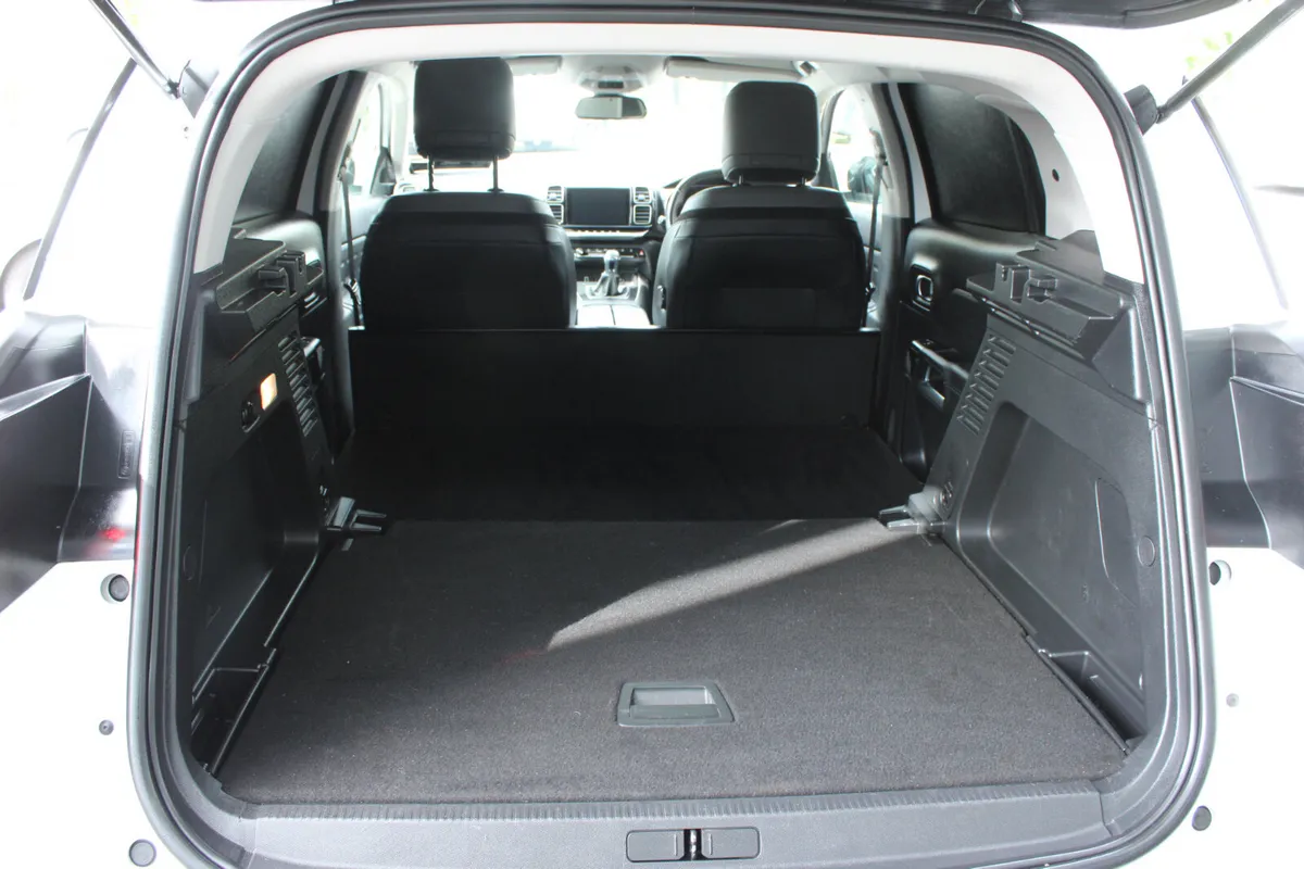 Citroen C5 Aircross MPV, Diesel, 2022, White