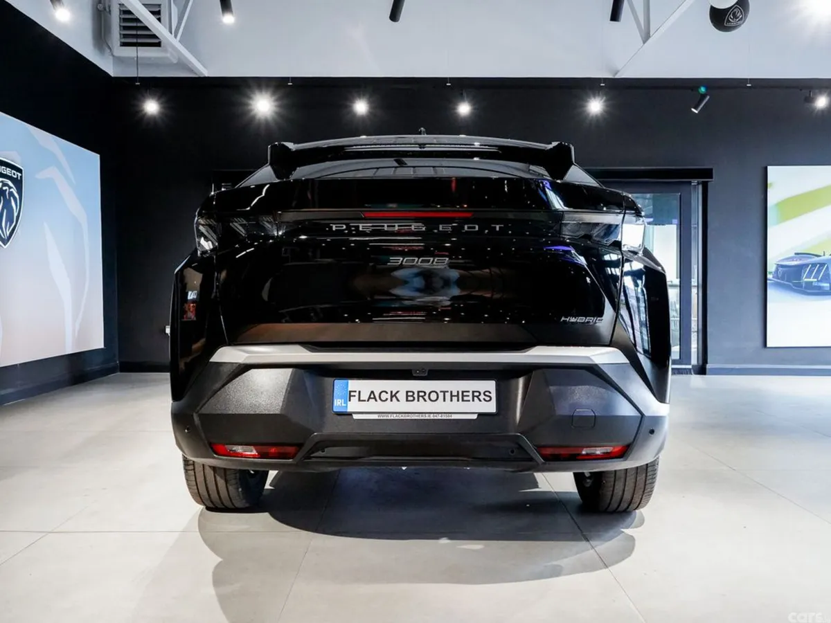 Peugeot 3008 MPV, Petrol Hybrid, 2024, Black
