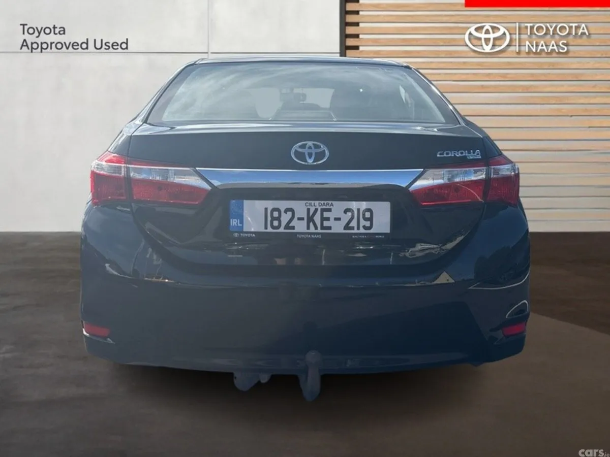 Toyota Corolla Saloon, Petrol, 2018, Black