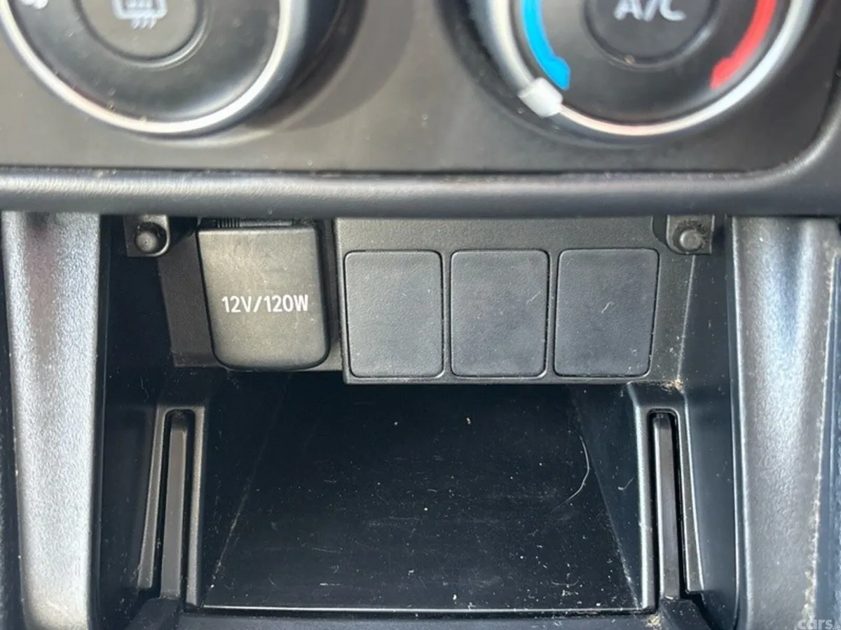 Toyota Corolla Saloon, Petrol, 2018, Black