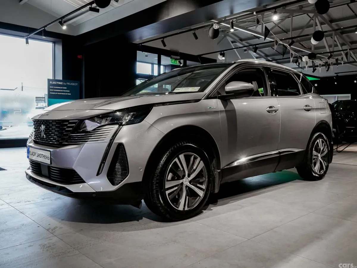 Peugeot 3008 MPV, Petrol Plug-in Hybrid, 2022, Grey