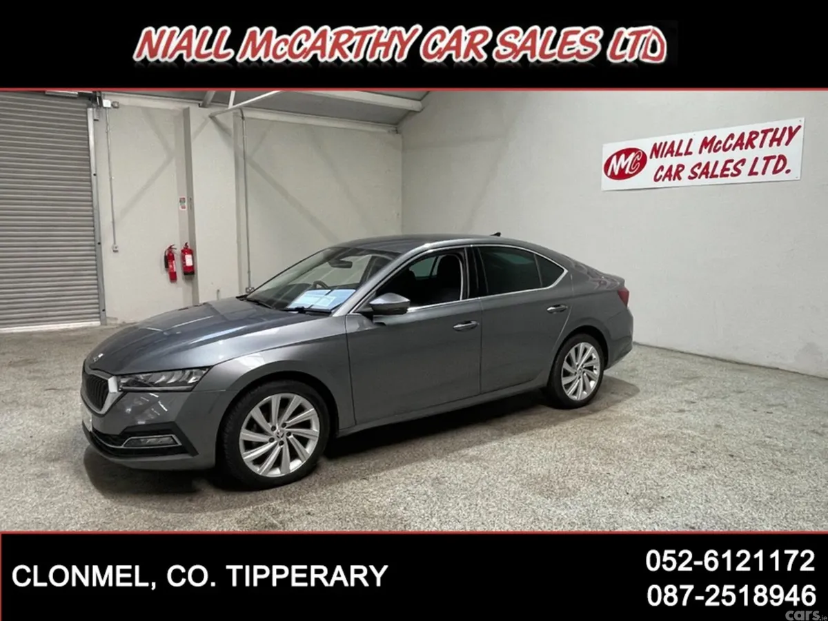 Skoda Octavia Hatchback, Diesel, 2024, Grey