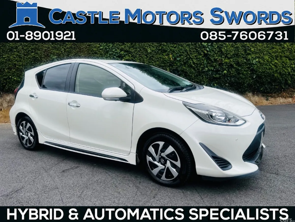 Toyota Aqua Hatchback, Petrol Hybrid, 2021, White