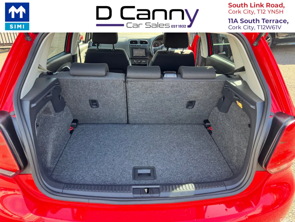 Volkswagen Polo Hatchback, Petrol, 2013, Red