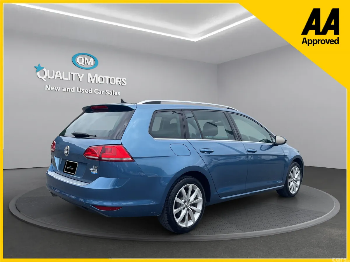 Volkswagen Golf Hatchback, Petrol, 2017, Blue