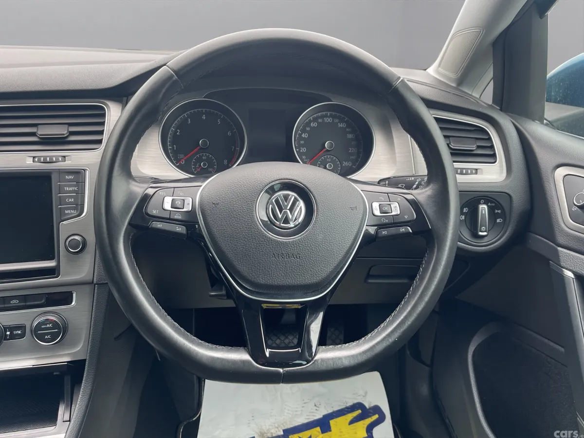 Volkswagen Golf Hatchback, Petrol, 2017, Blue