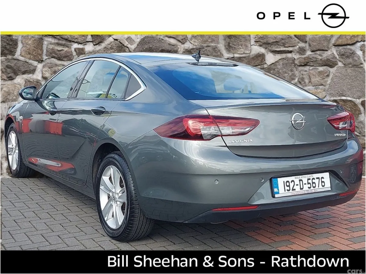 Opel Insignia Hatchback, Diesel, 2019, Grey