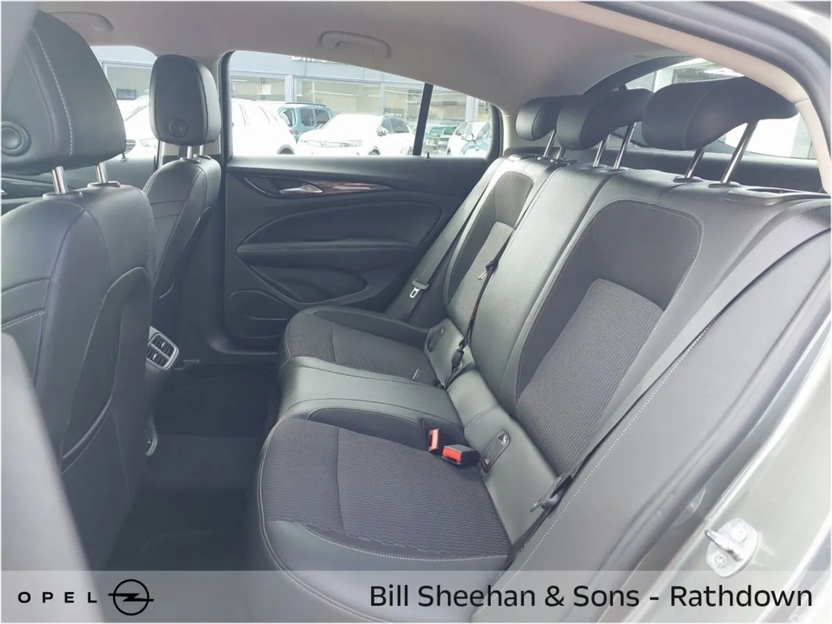 Opel Insignia Hatchback, Diesel, 2019, Grey