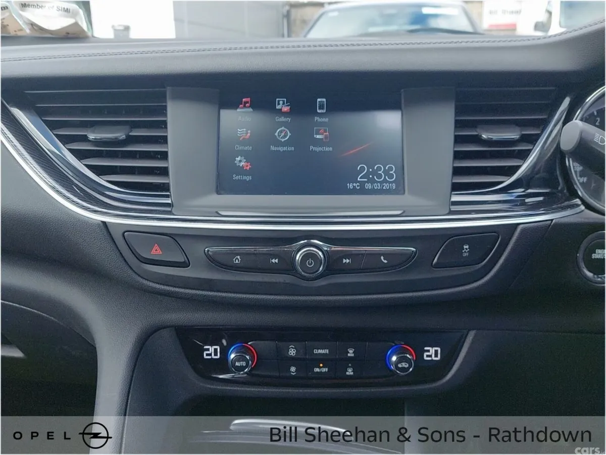 Opel Insignia Hatchback, Diesel, 2019, Grey