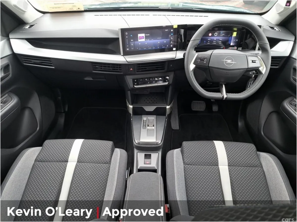 Opel Frontera SUV, Petrol, 2026, Green