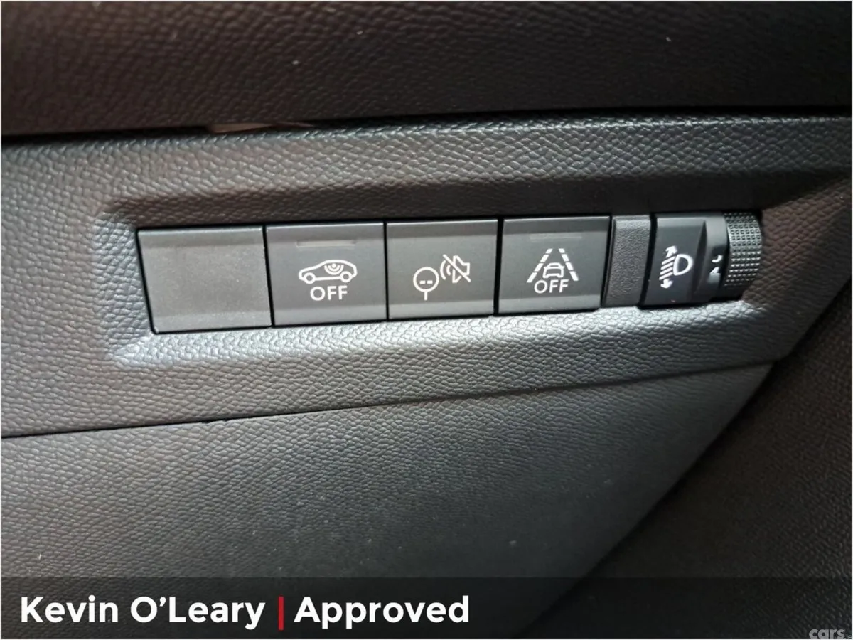 Opel Frontera SUV, Petrol, 2026, Green