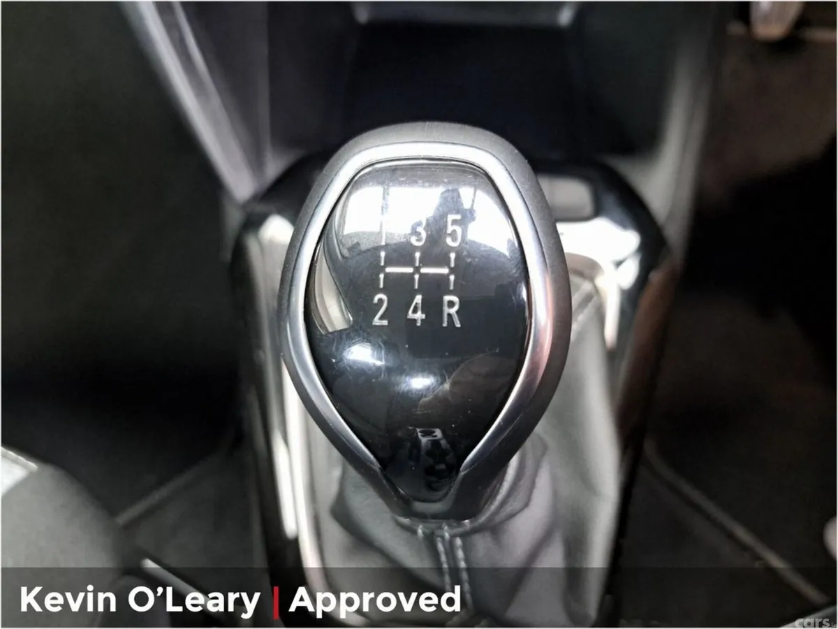 Opel Corsa Hatchback, Petrol, 2025, Red