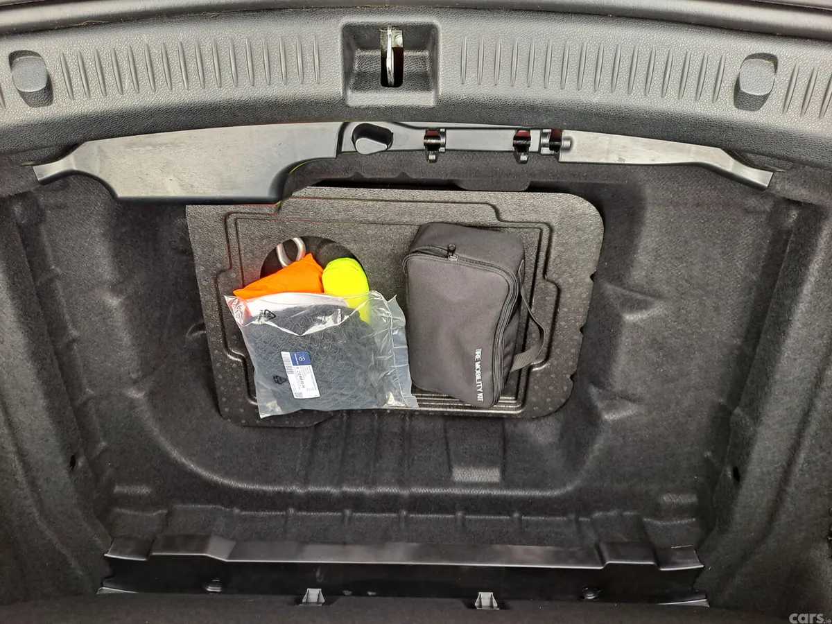 Mercedes-Benz E-Class Saloon, Diesel, 2018, Red