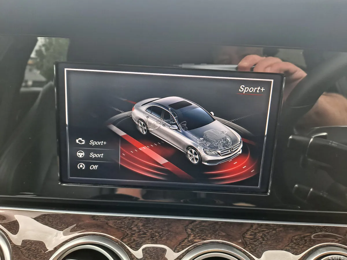 Mercedes-Benz E-Class Saloon, Diesel, 2018, Red