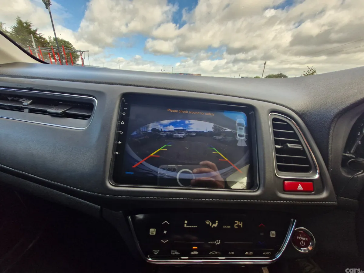 Honda Vezel SUV, Petrol Hybrid, 2014, White