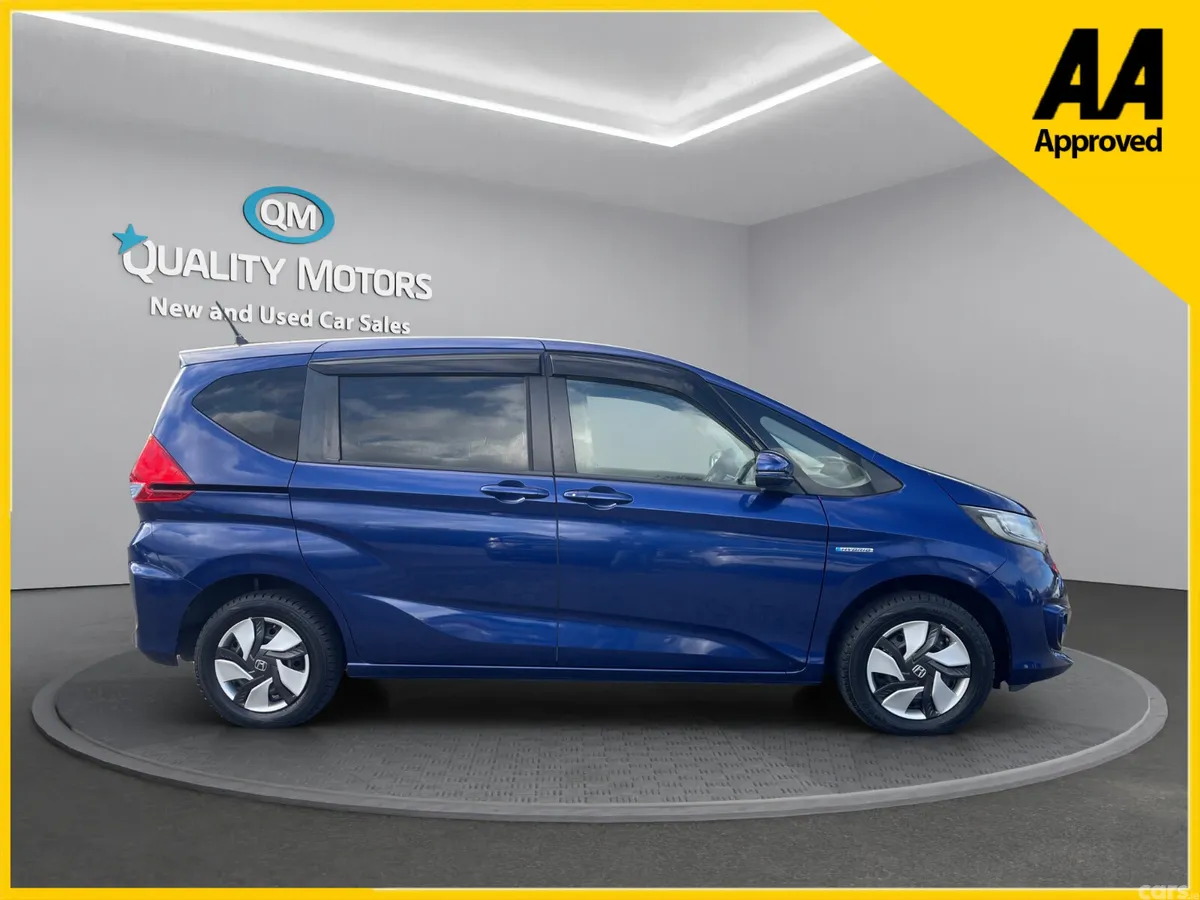 Honda Freed MPV, Petrol Hybrid, 2017, Blue