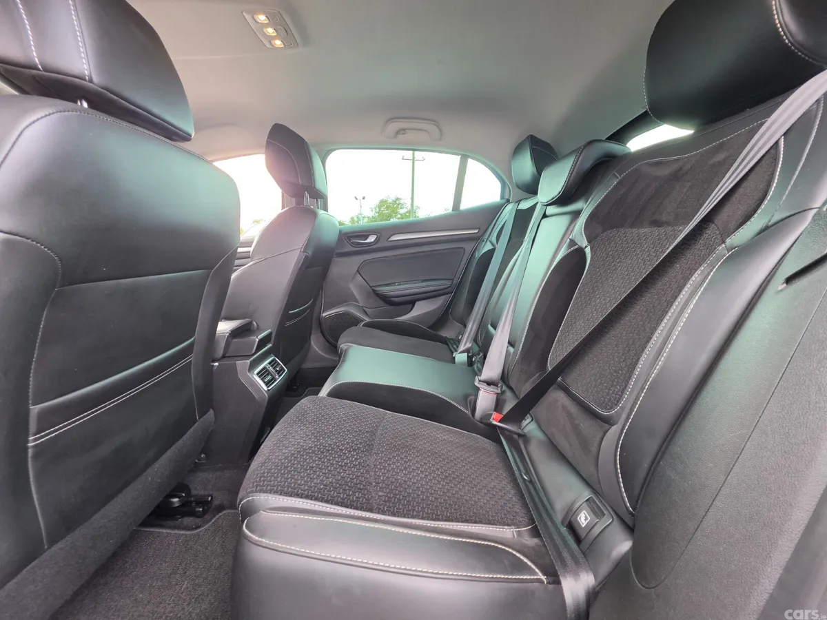 Renault Megane Hatchback, Diesel, 2017, Grey