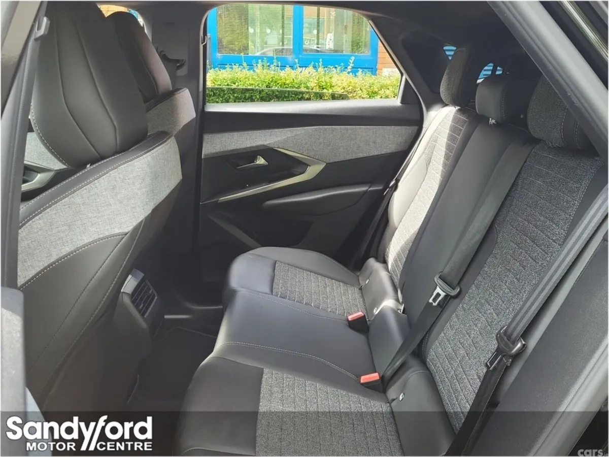 Peugeot 3008 SUV, Petrol, 2025, Black