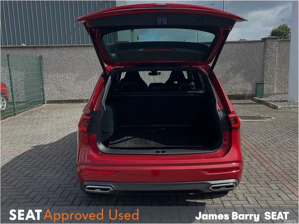 SEAT Tarraco SUV, Petrol Plug-in Hybrid, 2022, Red