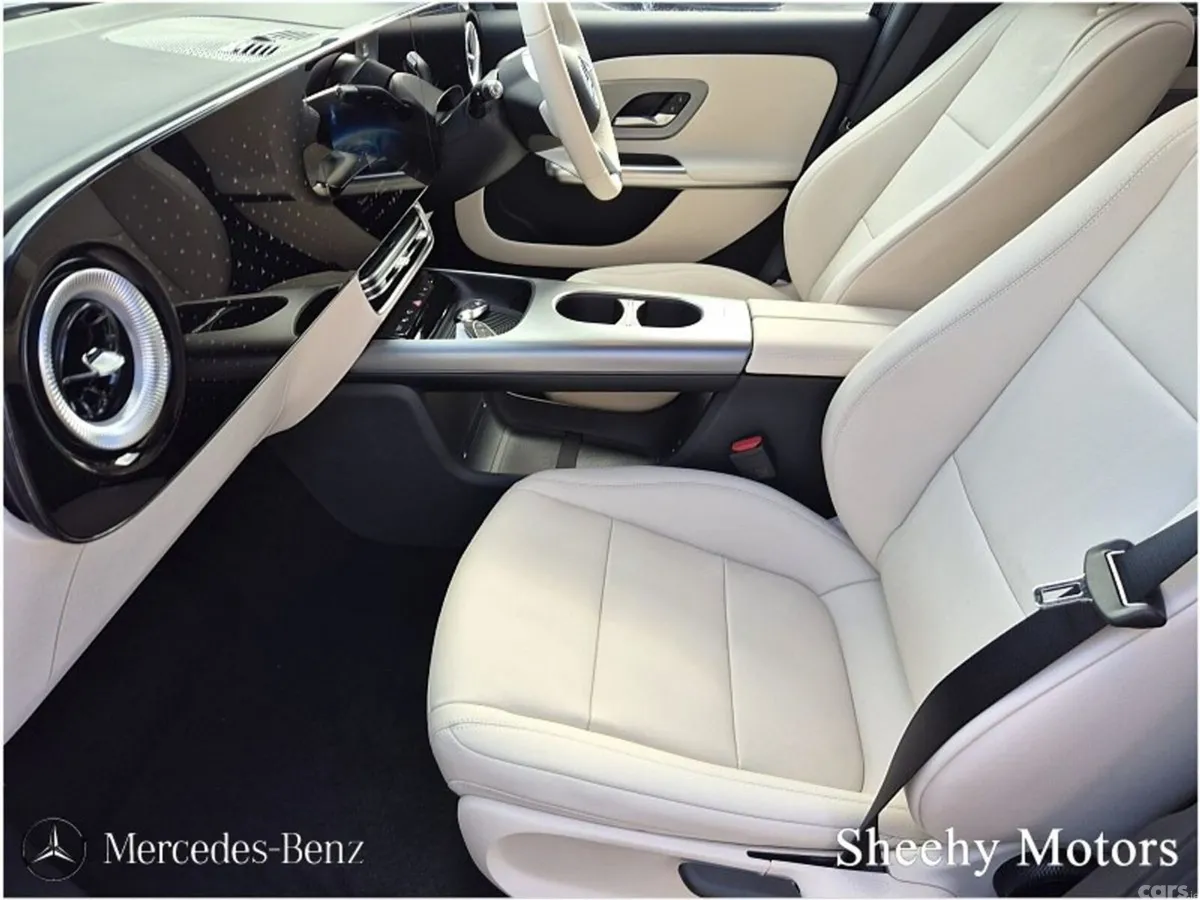 Mercedes-Benz GLB SUV, Petrol Hybrid, 2027, Black